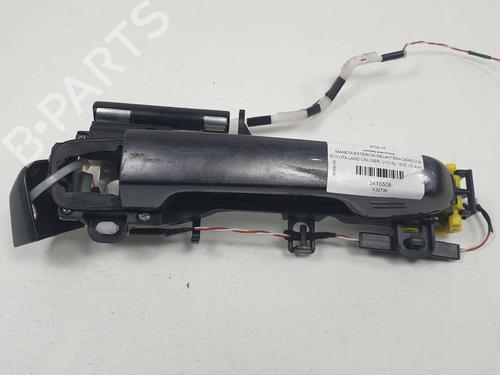 front-right-exterior-door-handle-toyota-land-cruiser-prado-_j15_-2009-34515586 main image