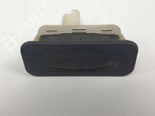 tailgate-handle-renault-megane-iii-hatchback-bz01_-b3_-8200385515-2008-10933989 main image