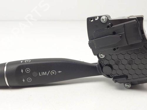 switch-mercedes-benz-c-class-coupe-c204-2011-25139300 main image