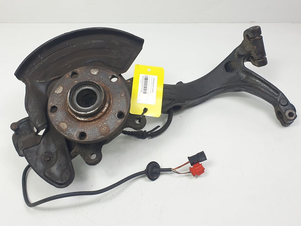 Left front steering knuckle VW PASSAT B5.5 Variant (3B6) 1.9 TDI 