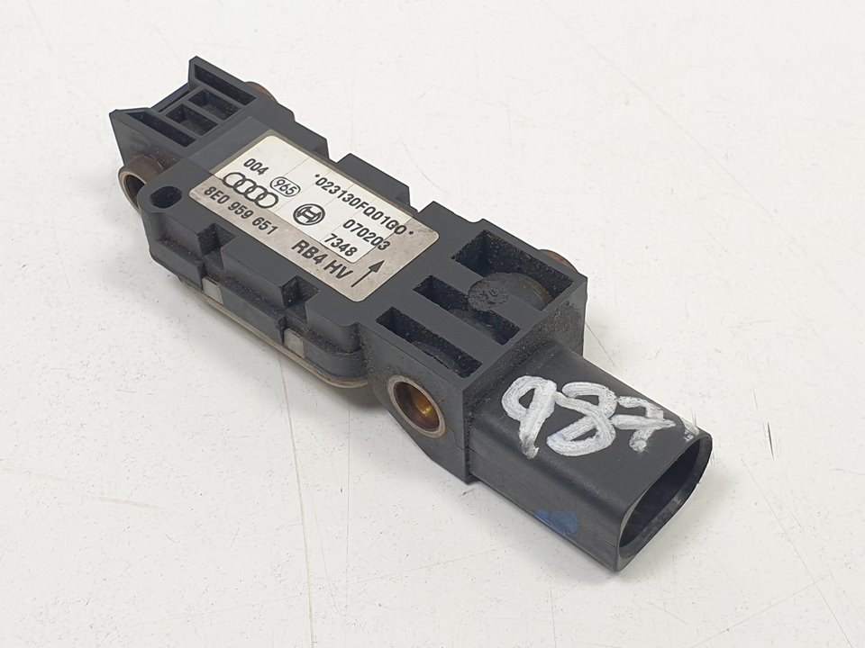 Electronic sensor AUDI A4 B6 (8E2) 2.5 TDI quattro 10051535 BParts