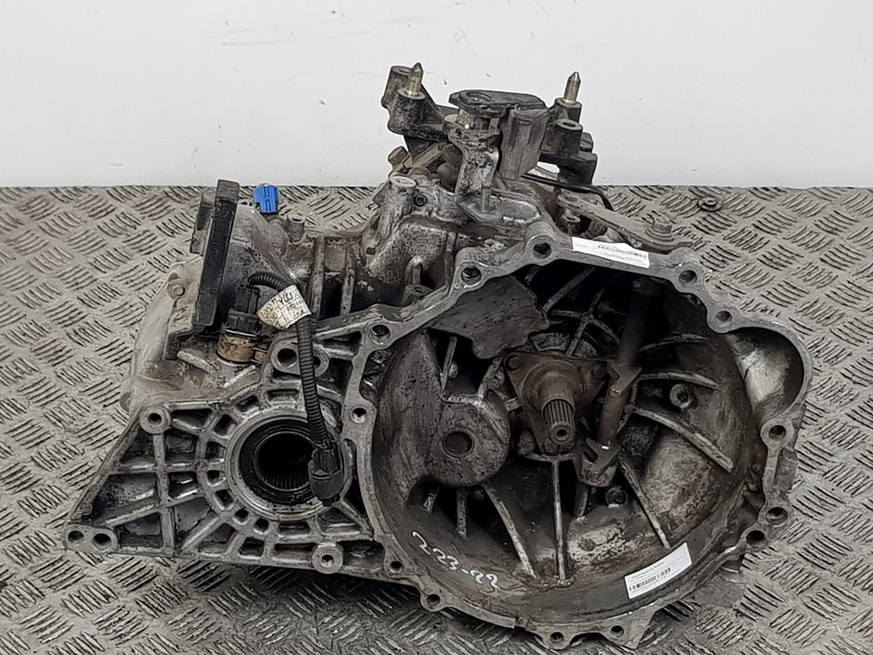 Manual gearbox HYUNDAI SANTA FÉ I (SM) 2.0 CRDi 4x4 9858646 | B-Parts