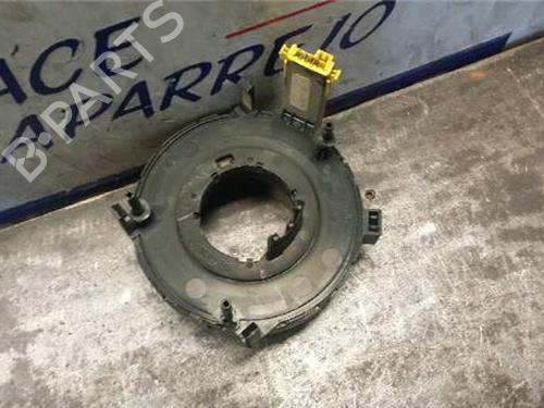 squib-airbag-vw-passat-b5-3b2-1996-1997-1998-1999-2000-2001-31895014 main image