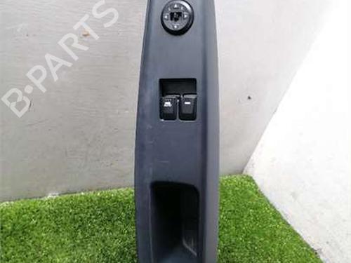 Used Left front window switch Left front window switch KIA RIO III (UB) 1.1 CRDi (75 hp) 35747414 35747414