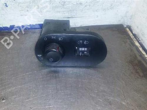 Used Switch SEAT IBIZA III (6L1) 1.4 16V (75 hp) 31896112