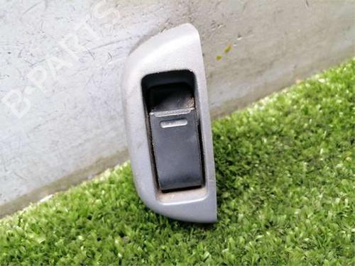 Used Right front window switch Right front window switch TOYOTA AYGO (_B1_) 1.0 (KGB10_, KGB10R) (68 hp) 36382810 36382810