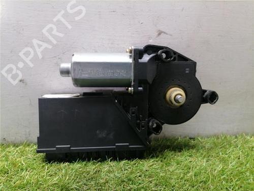 Used Left front window motor Left front window motor VW TOUAREG (7LA, 7L6, 7L7) 3.2 V6 (220 hp) 33278565 33278565