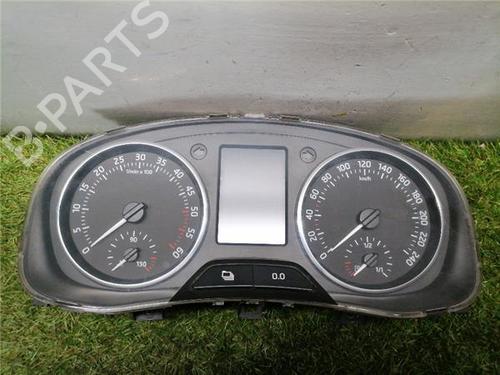 Used Instrument cluster SKODA RAPID (NH3, NK3, NK6) 1.6 TDI (105 hp) 31901585