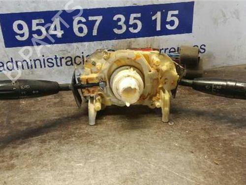 Used Switch KIA RIO I Saloon (DC_) 1.5 16V (98 hp) 31894696