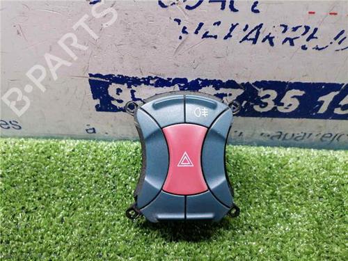 Bouton de warning FIAT DOBLO MPV (119_, 223_) 1.9 D (223AXB1A) (63 hp) 31900017