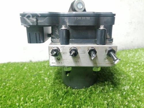 Used ABS pump TOYOTA COROLLA Saloon (_E21_) 1.8 VVTi Hybrid (ZWE211) (122 hp) 32377149