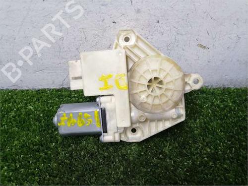Used Left front window motor Left front window motor SKODA RAPID (NH3, NK3, NK6) 1.6 TDI (105 hp) 36483369 36483369