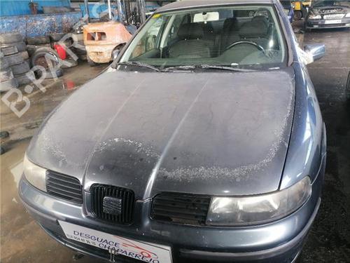Brugte SEAT LEON (1M1)  1.6 16 V  4641037
