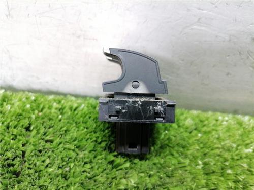 Left front window switch VW GOLF V (1K1) 1.9 TDI | BP36395467I27 - Image 3