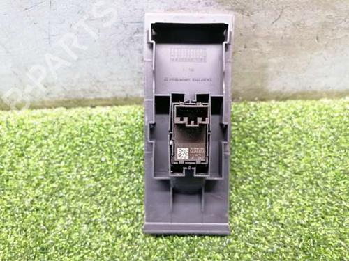 Right rear window switch SKODA RAPID Spaceback (NH1) 1.6 TDI | BP38547792I28 - Image 2
