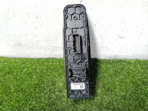 Left front window switch RENAULT MEGANE IV Hatchback (B9A/M/N_) 1.5 Blue dCi 115 (B9A6) | BP36511346I27 - Image 2