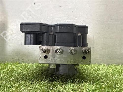 Used ABS pump ABS pump TOYOTA AURIS (_E18_) 1.6 (ZRE181_, ZRE185_, ZRE185R, ZRE181R) (132 hp) 32690279 32690279