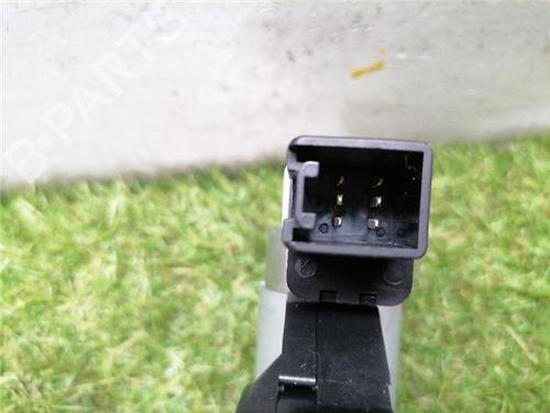 Right front window motor MAZDA 5 (CR) 2.0 CD (CR19) | BP32821225E20 - Image 3