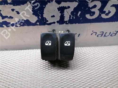 left-front-window-switch-renault-clio-iii-br01-cr01-2005-2006-2007-2008-2009-2010-2011-2012-2013-2014-31899490 main image