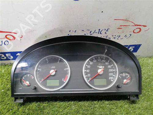 Compteur de vitesse FORD MONDEO III (B5Y) 2.0 16V TDDi / TDCi (115 hp) 31900727