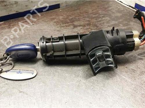 Commutateur FIAT MULTIPLA (186_) 1.9 JTD 115 (115 hp) 31895346