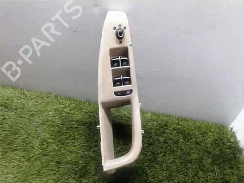 Used Left front window switch AUDI Q5 (8RB) 2.0 TDI quattro (170 hp) 31900832