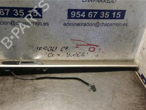 Used Rear right interior door handle VW TOUAREG (7LA, 7L6, 7L7) 2.5 R5 TDI (174 hp) 31895793