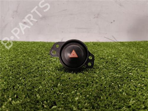warning-switch-toyota-aygo-_b4_-2014-34456380 main image