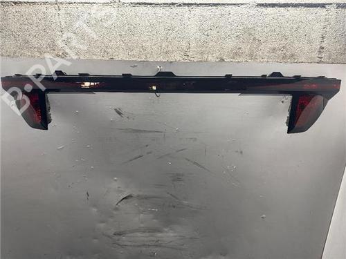 Used Rear center light HYUNDAI TUCSON (NX4E, NX4A) 1.6 T-GDi Hybrid 48V (179 hp) 31901688