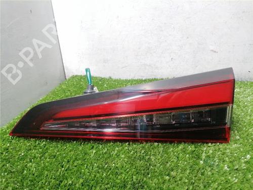 Fanale posteriore destro TOYOTA COROLLA Saloon (_E21_) 1.8 VVTi Hybrid (ZWE211) (122 hp) 32354233