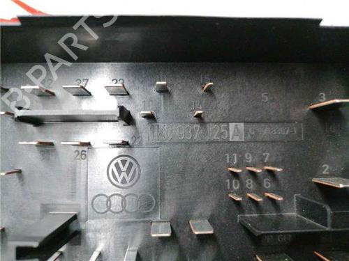Fuse box SEAT LEON (1P1) 1.9 TDI | BP31890459E1