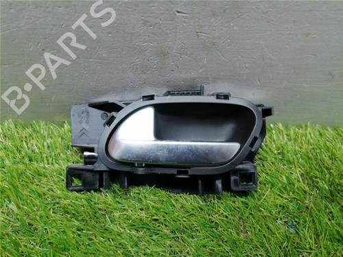Used Rear left interior door handle PEUGEOT 208 I (CA_, CC_) 1.6 BlueHDi 100 (100 hp) 31935158