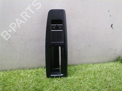 Used Left front window switch Left front window switch VW POLO IV (9N_, 9A_) 1.4 TDI (70 hp) 33633048 33633048