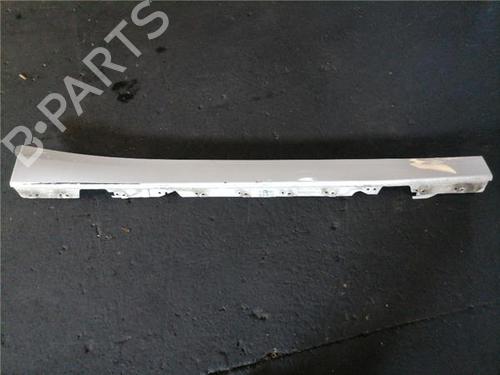 Højre sidekjole BMW 1 (F21) 116 d (116 hp) 31901480