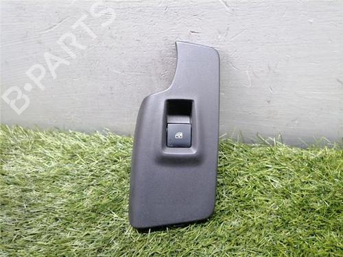Used Right rear window switch OPEL MERIVA B MPV (S10) 1.7 CDTI (75) (131 hp) 32690116