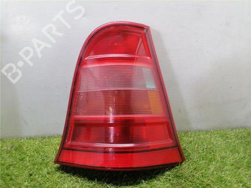 Used Right taillight Right taillight MERCEDES-BENZ A-CLASS (W168) A 160 (168.033, 168.133) (102 hp) 33248638 33248638