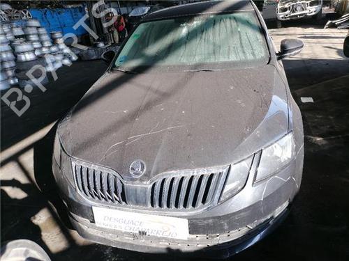 Used Parts SKODA OCTAVIA III (5E3, NL3, NR3) 1.4 TSI G-TEC 4525084