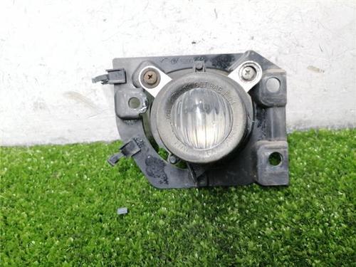 right-front-fog-light-fiat-500l-351_-352_-2012-34105930 main image