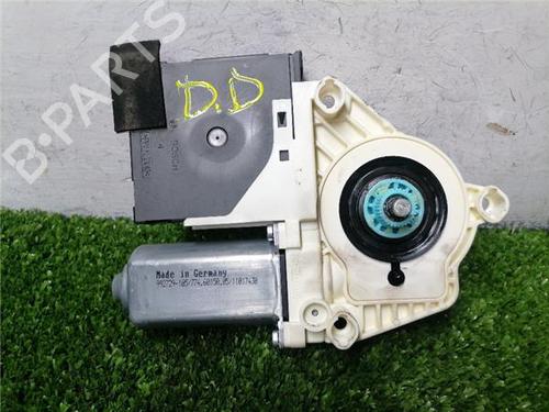 Right front window motor VW PASSAT B6 (3C2) 2.0 TDI | BP32354200E20
