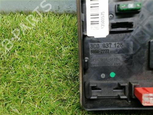 Fuse box VW PASSAT B6 (3C2) 1.9 TDI | BP33248824E1 - Image 3