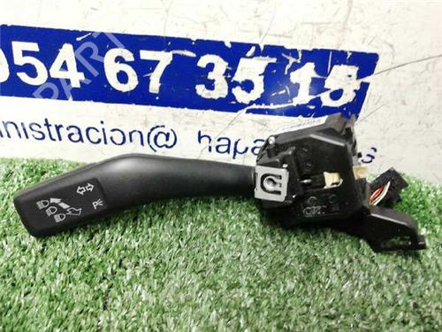 Commutateur VW JETTA III (1K2) 1.9 TDI (105 hp) 31896994