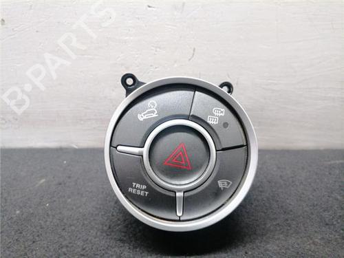 Used Switch Switch SSANGYONG KYRON 2.0 Xdi 4x4 (141 hp) 34641442 34641442