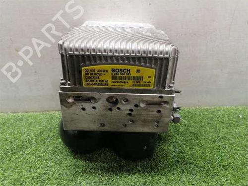 Used ABS pump ABS pump MERCEDES-BENZ CLS (C219) CLS 350 (219.356) (272 hp) 40110438 40110438