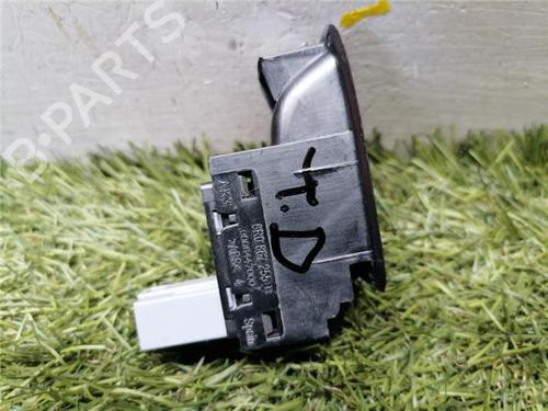 Right rear window switch VW POLO V (6R1, 6C1) 1.4 (6R1) | BP32431762I28