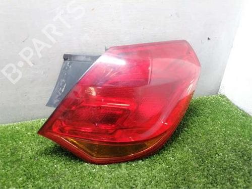 Used Right taillight Right taillight OPEL ASTRA J (P10) 1.3 CDTI (68) (95 hp) 35997885 35997885