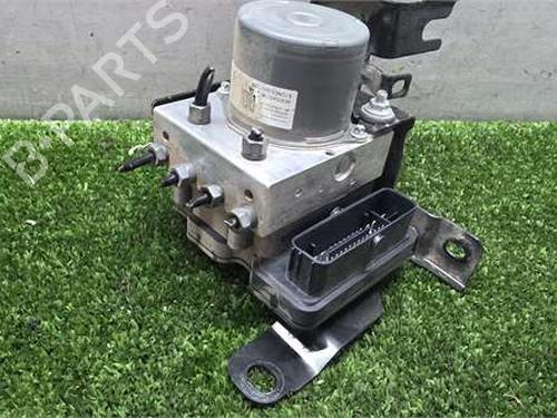 Used ABS pump ABS pump PEUGEOT 3008 II SUV (MC_, MR_, MJ_, M4_) 1.2 THP/ PureTech 130 (MRHNSM, MRHNSU, MRHNSJ, MRHNYW,... (131 hp) 34572740 34572740