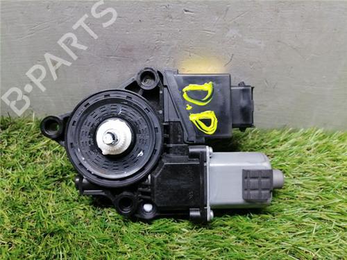 Used Right front window motor Right front window motor KIA SPORTAGE IV (QL, QLE) 1.7 CRDi (116 hp) 32768284 32768284