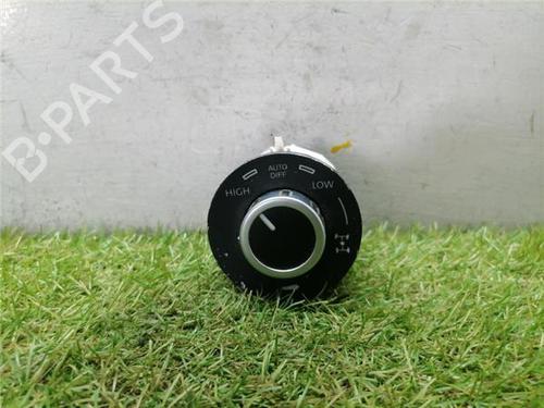 Used Switch Switch VW TOUAREG (7LA, 7L6, 7L7) 3.2 V6 (220 hp) 33278577 33278577