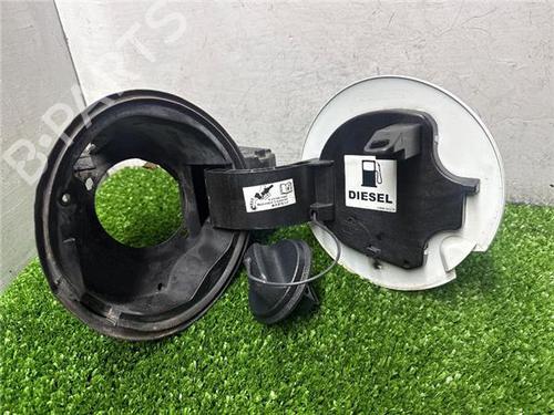 Fuel flap RENAULT CLIO IV (BH_) 1.5 dCi 90 | BP32200257C131