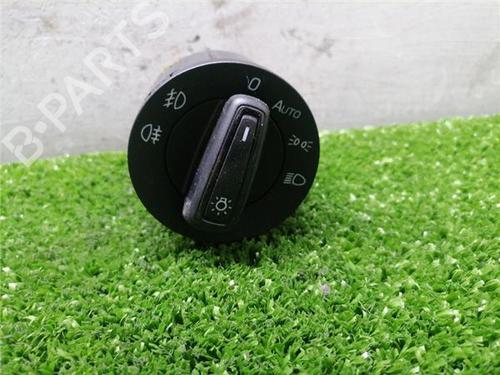 Used Switch SKODA OCTAVIA III (5E3, NL3, NR3) 1.6 TDI (105 hp) 31901766